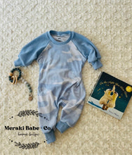 Load image into Gallery viewer, Meadow Romper Blue Camo 817