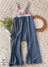 Load image into Gallery viewer, Clover Tie Pants Romper Mice Friends &amp; Flowy Pants 726
